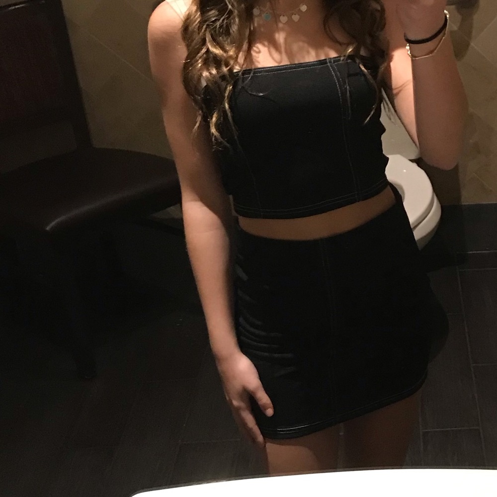 2peice black skirt outfit